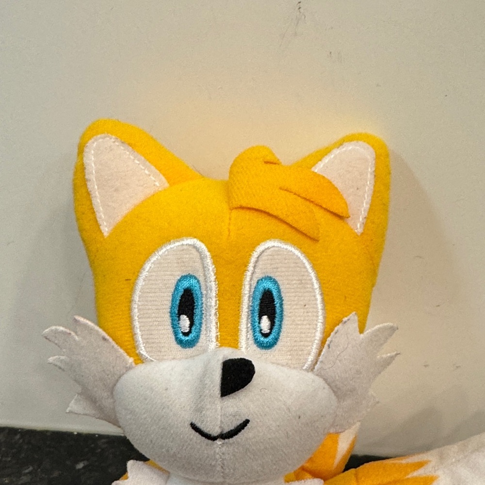 Tails Sonic the Hedgehog Plush Stuffed Animal. Size 9” - Picture 2 of 9